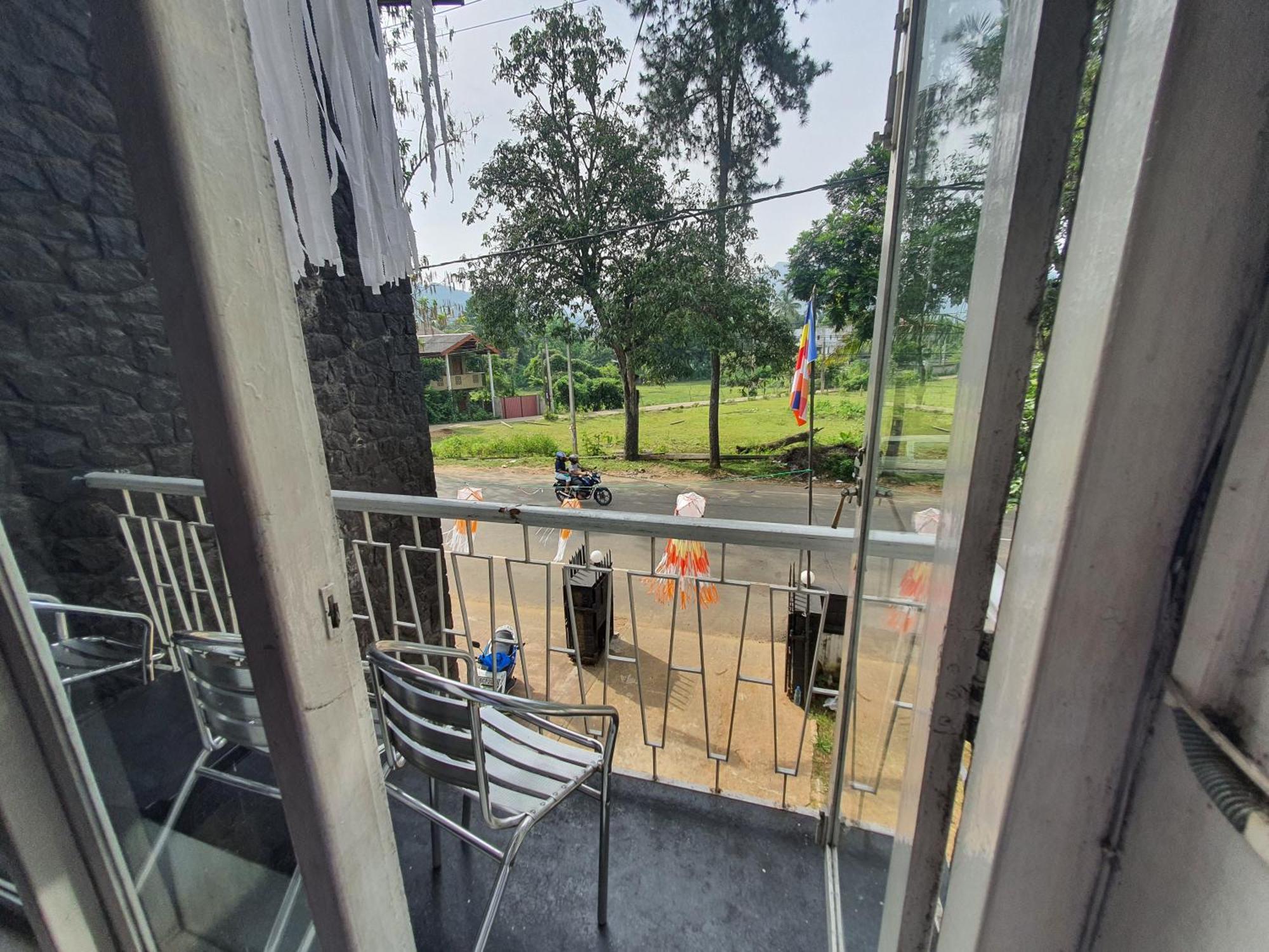 Dunhinda Falls Inn Badulla Exterior photo